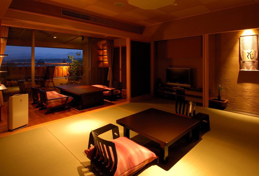 Rurikoh Hotel Kaga  Buitenkant foto