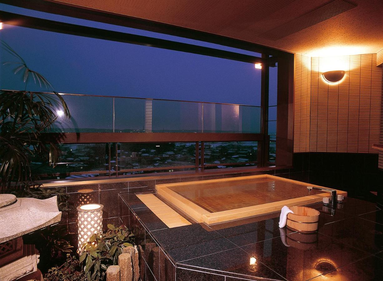Rurikoh Hotel Kaga  Buitenkant foto
